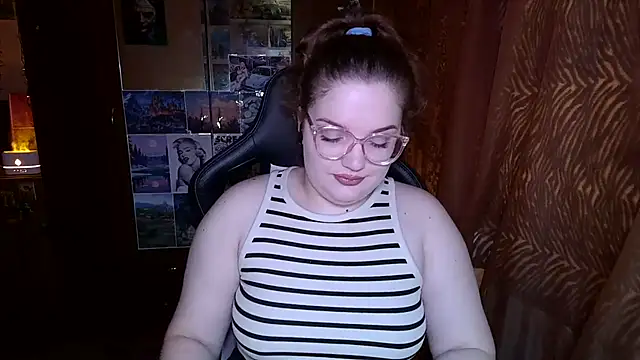 Teasing Dora online show from February 9, 6:26 am