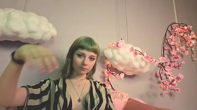 Scarle Whisper online show from February 28, 1:27 am