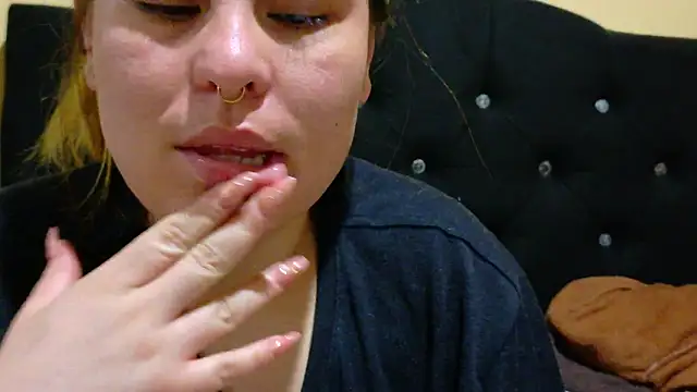 Kennya Rodriguez online show from March 27, 9:04 pm