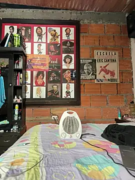 Charlotte Mason online show from March 13, 1:01 pm