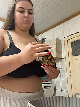 AlyaX X online show from February 21, 5:46 pm