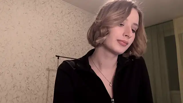 DeliciaBagnoli online show from March 10, 5:28 pm