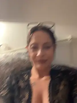 SophieSchmidt online show from April 8, 5:59 pm