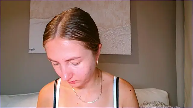 BluueSilk online show from October 24, 6:09 am