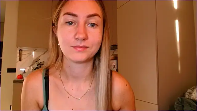 BluueSilk online show from November 6, 6:41 am