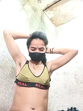 Sunali Bendre online show from February 27, 9:09 am