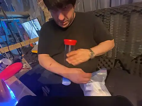 ctguybj online show from May 22, 8:56 am