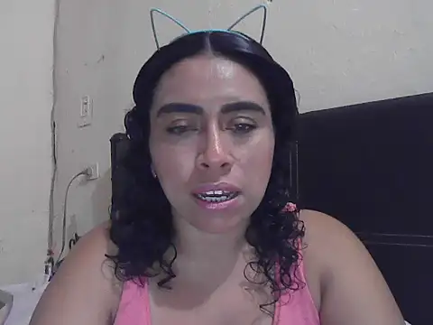 DalilahMx online show from April 28, 3:05 pm