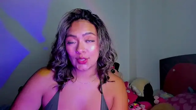 Kylievoos online show from February 28, 2:44 am