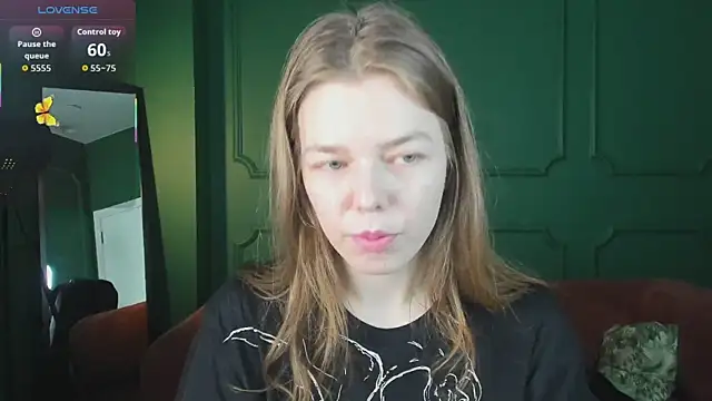  Tina Tayllor  online show from March 20, 5:40 pm