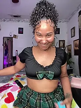 Jamalyce online show from July 25, 6:04 pm