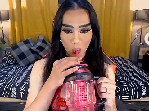 VeshtidaTS online show from April 20, 3:09 am