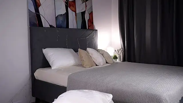 BlondellBolio online show from February 6, 12:14 am