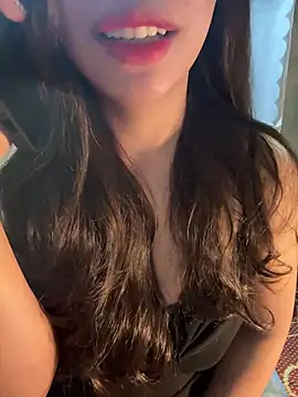 QuynhAnh 2k1 online show from February 14, 1:51 am