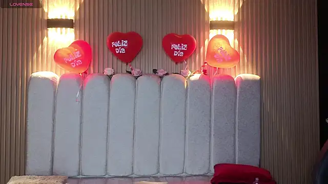 Perla lovely  online show from February 18, 1:32 pm