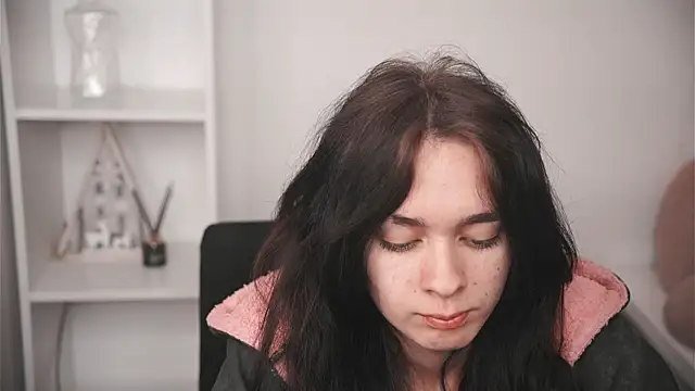 GinnyKittle online show from February 28, 6:29 pm