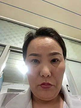 Youyou 12 online show from March 22, 11:27 am