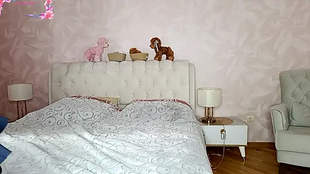 TarynPalek online show from February 21, 7:09 am