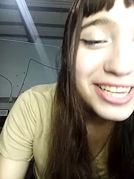 dieciochoyundia online show from April 1, 3:51 am