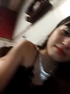 dieciochoyundia online show from March 16, 3:31 am