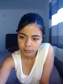 Roxan King online show from February 10, 1:47 pm