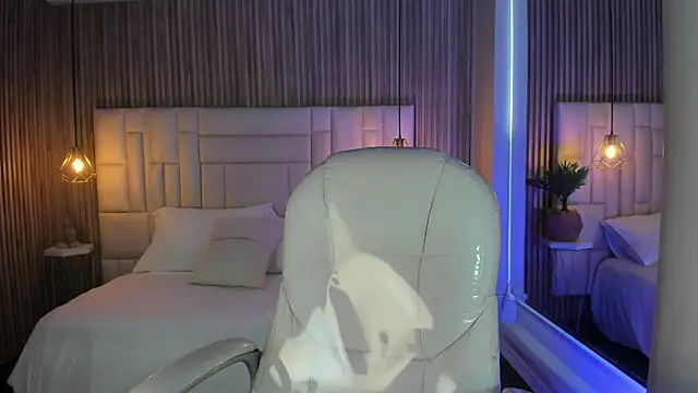 Ravenn21x online show from February 24, 11:42 am