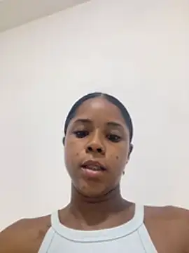 LIA PARKERR online show from May 27, 12:32 am