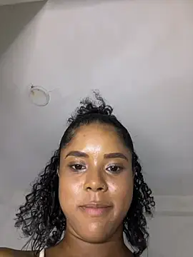 LIA PARKERR online show from March 8, 11:19 pm