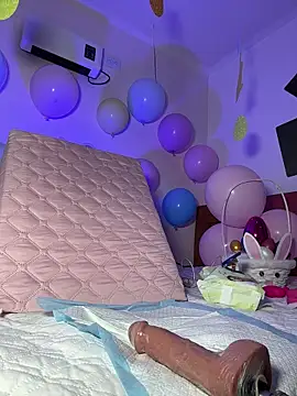 kloe  t18 online show from April 6, 1:23 pm