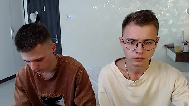NikiKerryCum online show from June 11, 4:53 am
