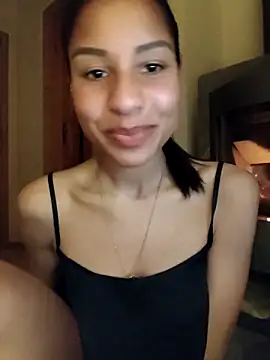 YaraEstelle online show from March 4, 8:26 pm