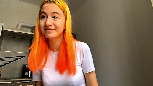 EmilyHein online show from February 2, 11:20 am