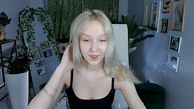 MaoqiBeverly online show from April 6, 3:06 am