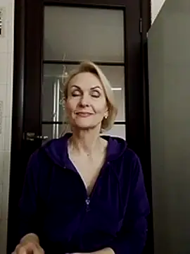 MichelleSolis online show from April 12, 3:15 pm