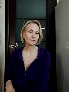 MichelleSolis online show from April 18, 6:21 pm