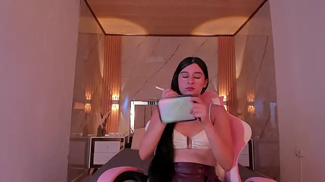 avigail xo online show from February 3, 6:56 pm