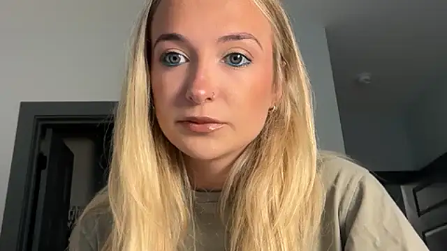 kelseyblu online show from July 24, 12:19 am