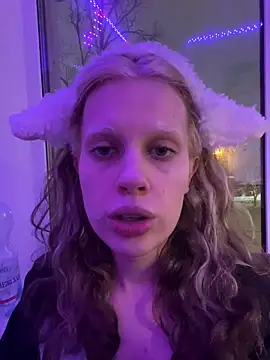 Maxine gold online show from February 27, 8:08 pm