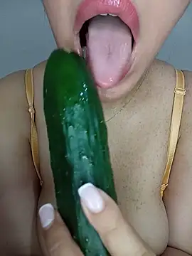 kamilia sexyy online show from June 7, 3:02 am