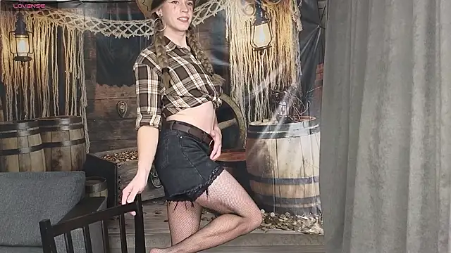 Anna inHear online show from March 4, 5:08 pm