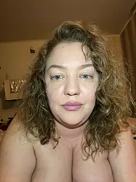 BBBWOOW online show from March 21, 3:39 pm