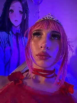 Maaddy LS online show from February 6, 8:45 pm