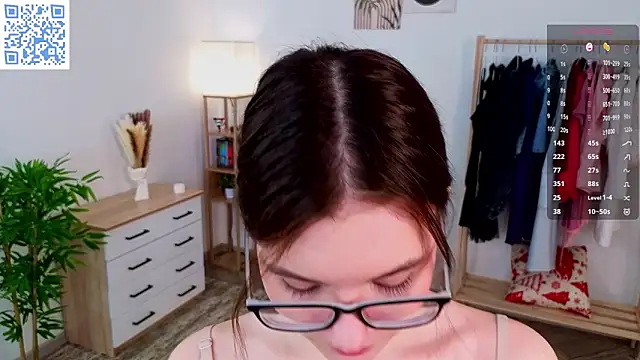 MirthaZien online show from April 9, 4:48 am