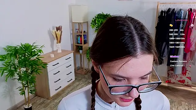 MirthaZien online show from April 13, 1:07 am