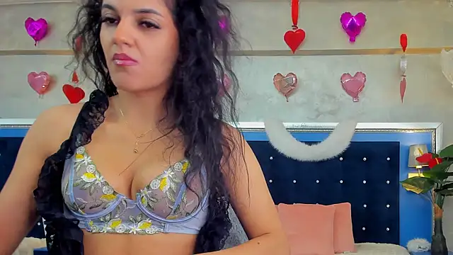 YasmineDelight online show from March 3, 7:47 am