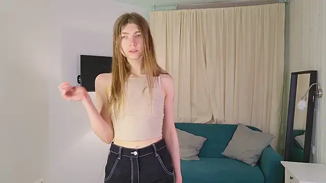 Bubble Chloe online show from February 4, 7:33 am