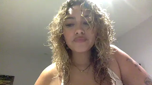 Maddy Beluci online show from July 24, 8:45 am