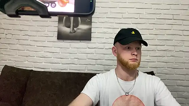 Adam ice online show from April 19, 6:54 pm