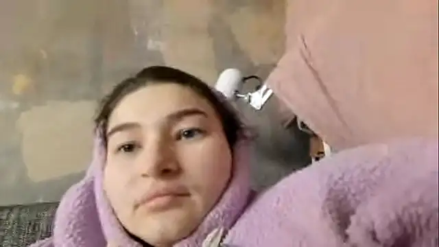 JessieLegend online show from February 6, 7:45 am