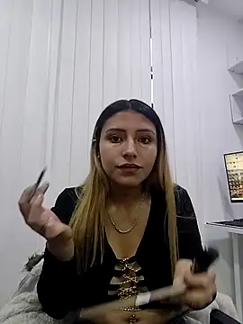 Magic zahara online show from March 21, 8:25 pm